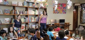 Galapagos Library school